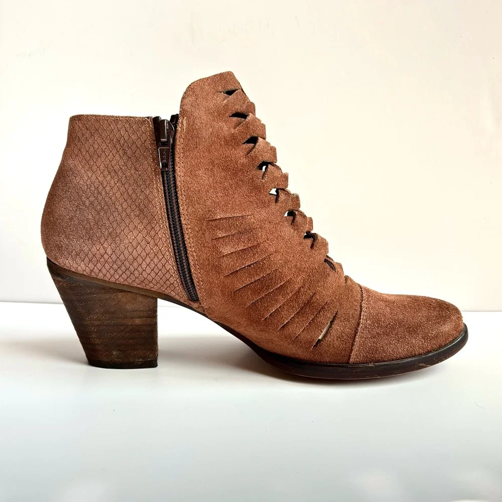 Free People Loveland Brown Mocha‎ Suede Cutout Braided Festival Ankle Boot 9.5